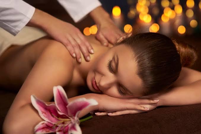 Relaxing Full Body Spa Massage - 60 Minutes